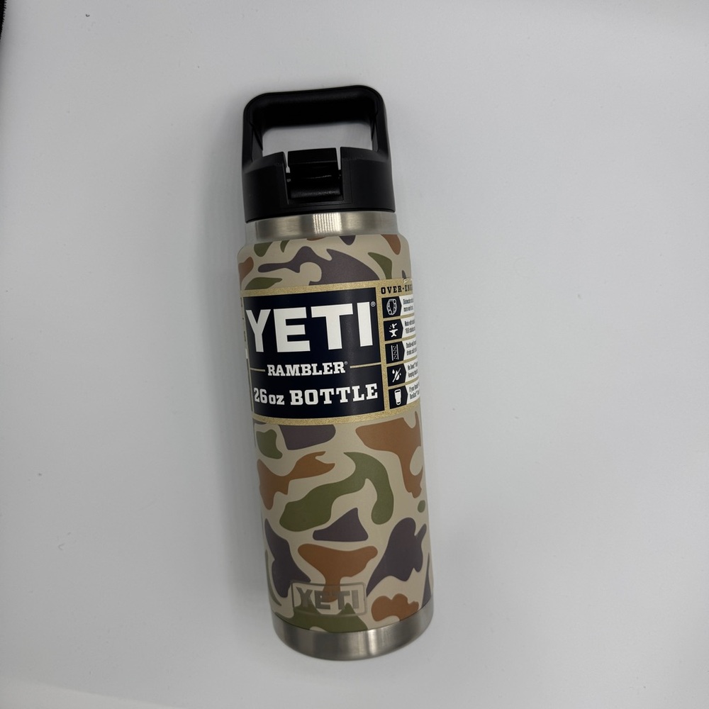 YETI Rambler 26oz Bottle Tan Camo - Picture 4 of 8